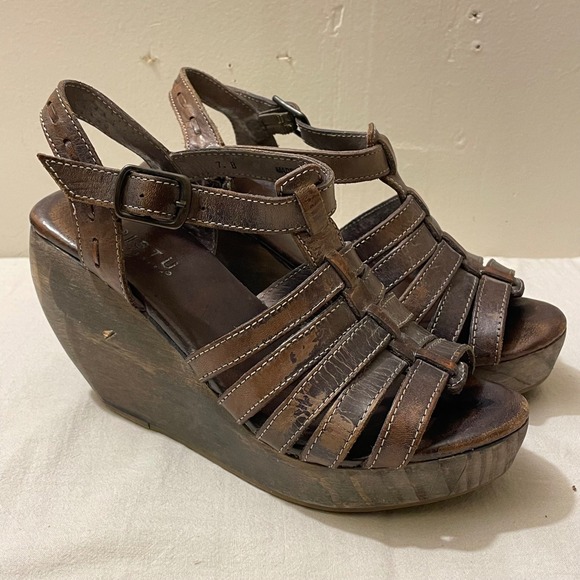 Bedstu Shoes - Bedstu Womens Size 7 Leather Strappy Wooden Wedge Sandals Brown